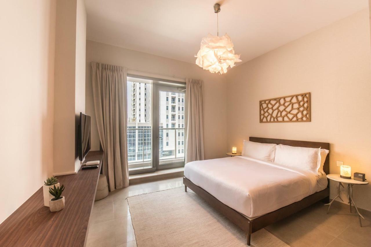 Fantastay Sparkle Tower Luxury 1 Br Dubai Buitenkant foto