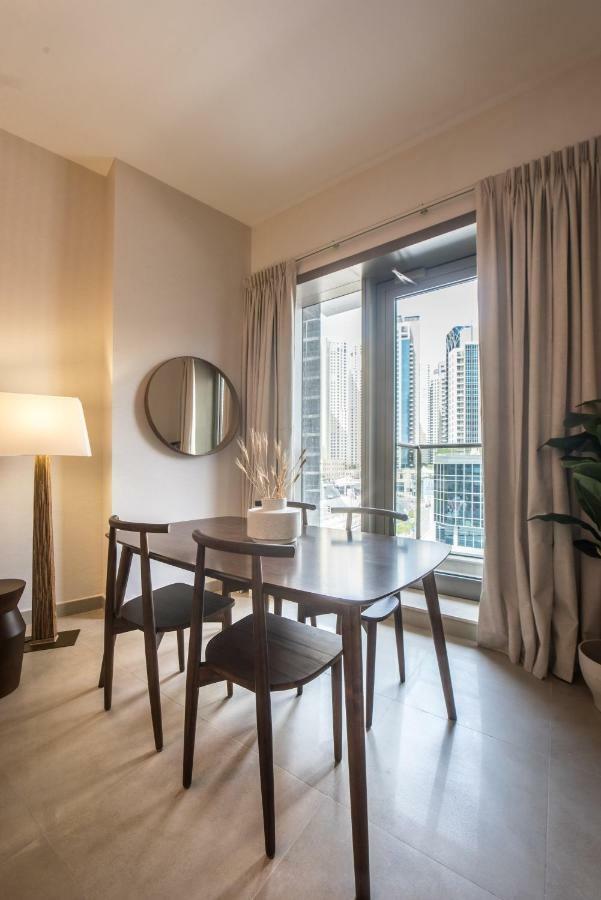 Fantastay Sparkle Tower Luxury 1 Br Dubai Buitenkant foto