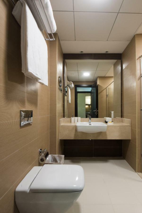 Fantastay Sparkle Tower Luxury 1 Br Dubai Buitenkant foto